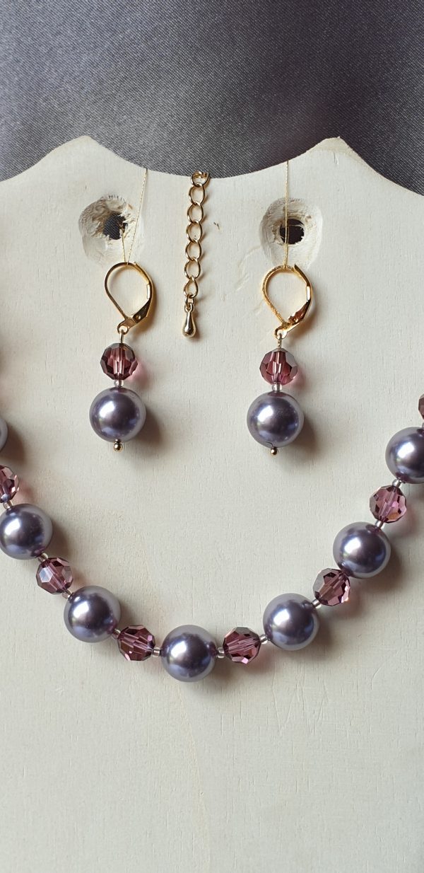 Parure en perles de pur cristal et cristal nacré
