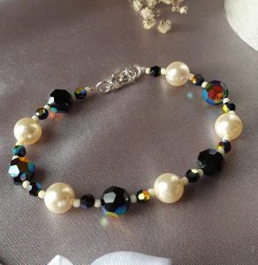 Bracelet en perles de pur cristal et cristal nacré