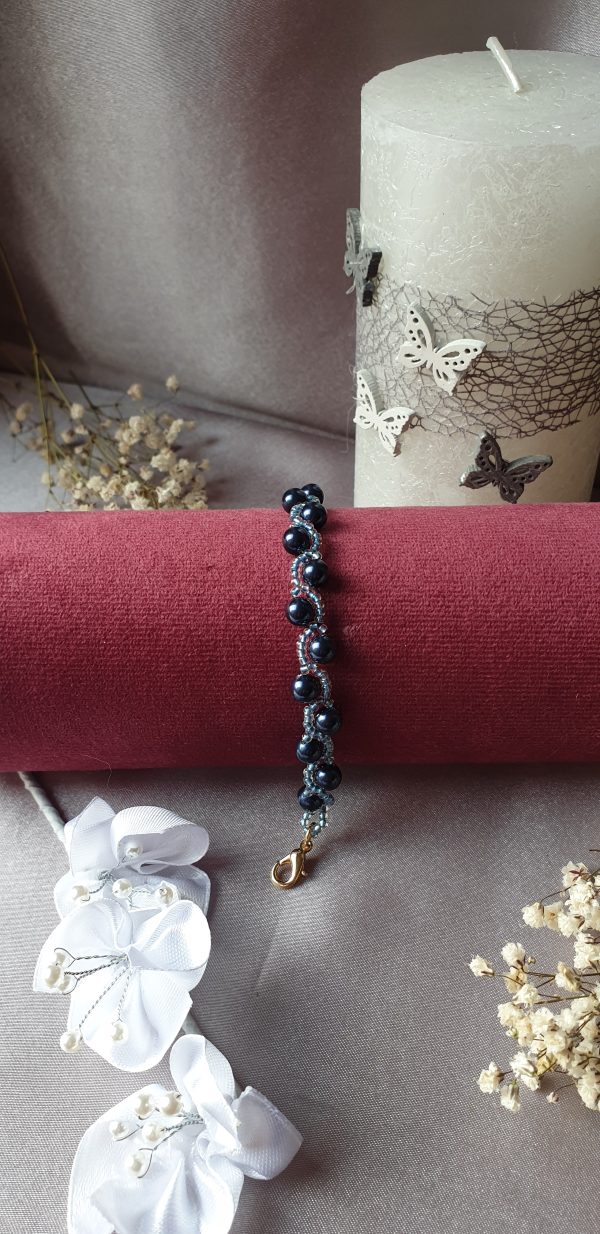 Bracelet en perles de cristal nacré et rocailles calibrées