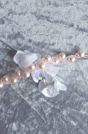 Bracelet en perles de cristal nacré et rocailles calibrées