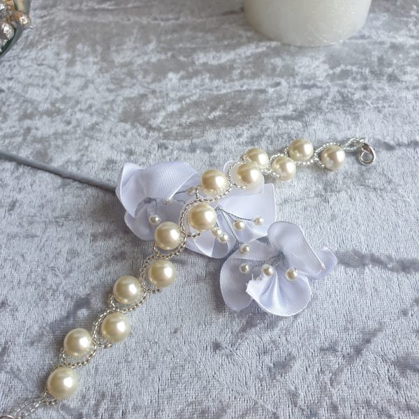 Bracelet en perles de cristal nacré et rocailles calibrées