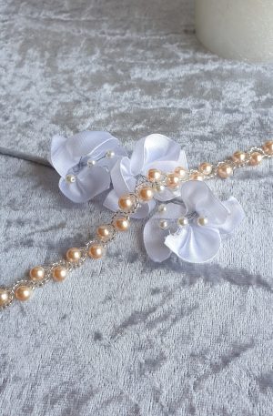 Bracelet en perles de cristal nacré et rocailles calibrées