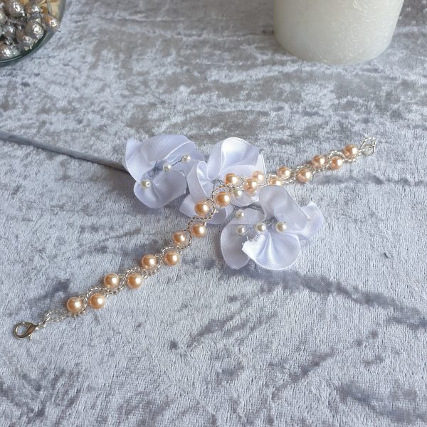 Bracelet en perles de cristal nacré et rocailles calibrées