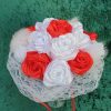 Bouquet de mariée à base de fleurs en satin