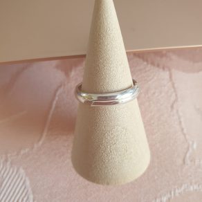 Bague ajustable en cristaux