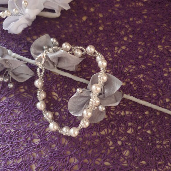 Bracelet en perles de cristal nacré et rocailles calibrées
