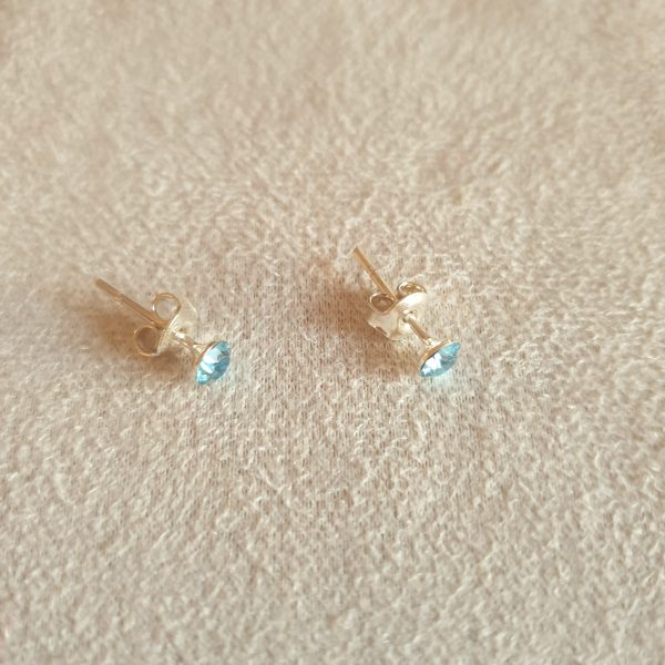 Boucles d oreilles de cristaux