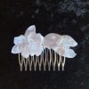 Peignes en satin et perles