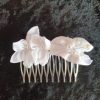 Peignes en satin et perles