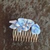 Peignes en satin et perles