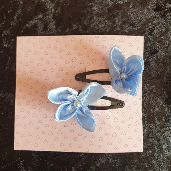 Pinces clip en satin et perles