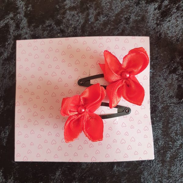 Pinces clip en satin et perles