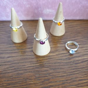 Bague ajustable en cristal
