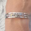 Bracelet jonc avec cristaux