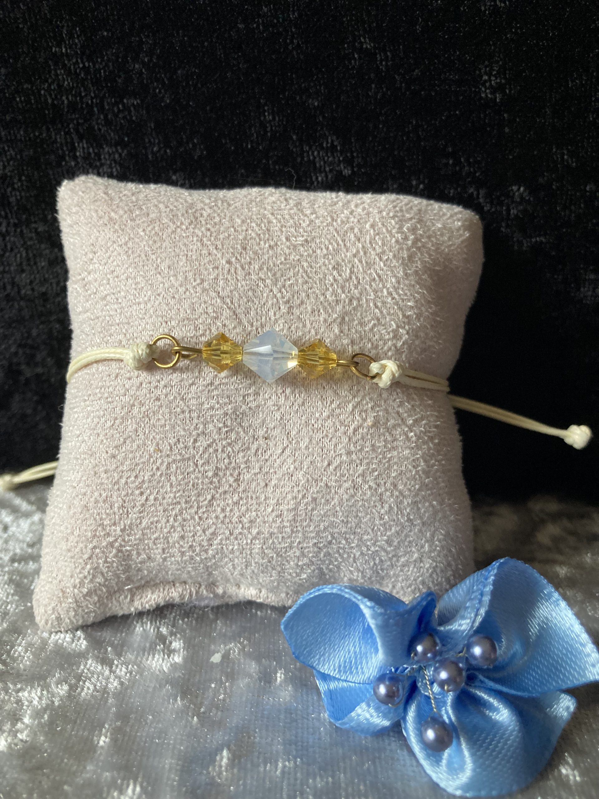 Bracelet de cristaux et coton ciré