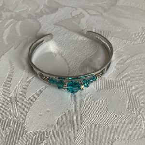 Bracelet jonc avec cristaux