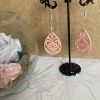 Boucles d'oreilles créoles en résine
