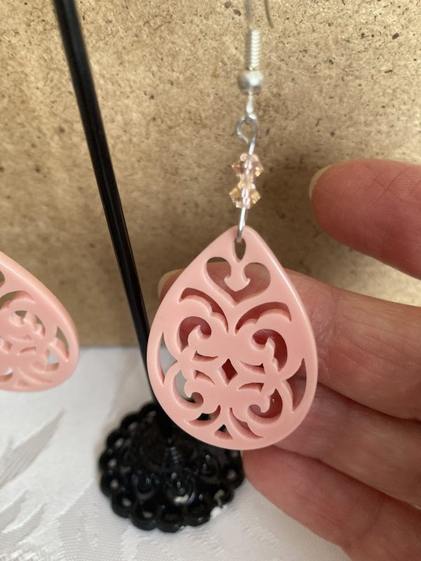 Boucles d'oreilles créoles en résine