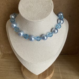 Parure en perles de pur cristal et cristal nacré