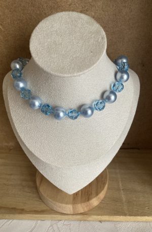 Parure en perles de pur cristal et cristal nacré