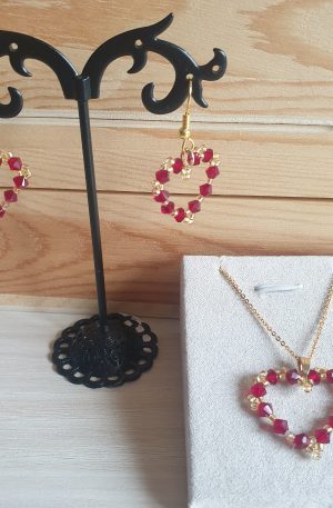 Parure boucles d'oreilles et pendentif coeurs cristaux