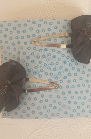 Pinces clips en satin et perles