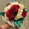 Bouquet de mariée à base de fleurs en satin